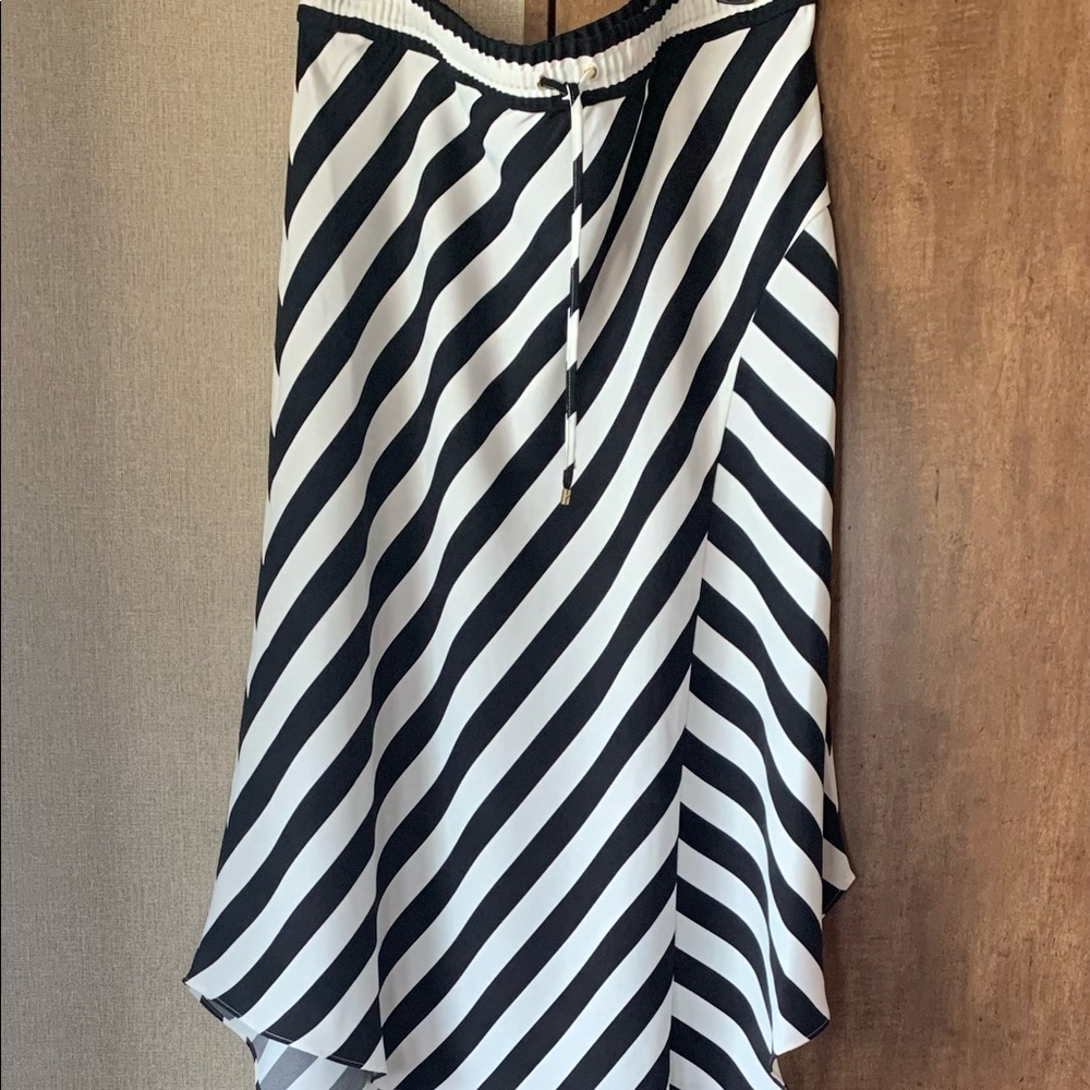 NWT!!  SZ 14 Ralph Lauren black and white 100% polyester draw string skirt. - Picture 2 of 8